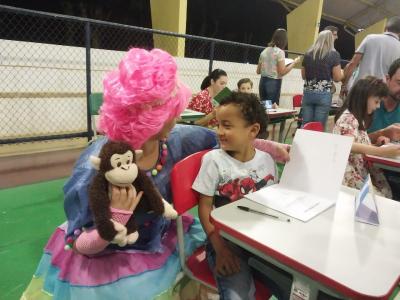 Noite de Autógrafos dos alunos do Jardim 2 da Escola Aluísio Maier foi um verdadeiro sucesso